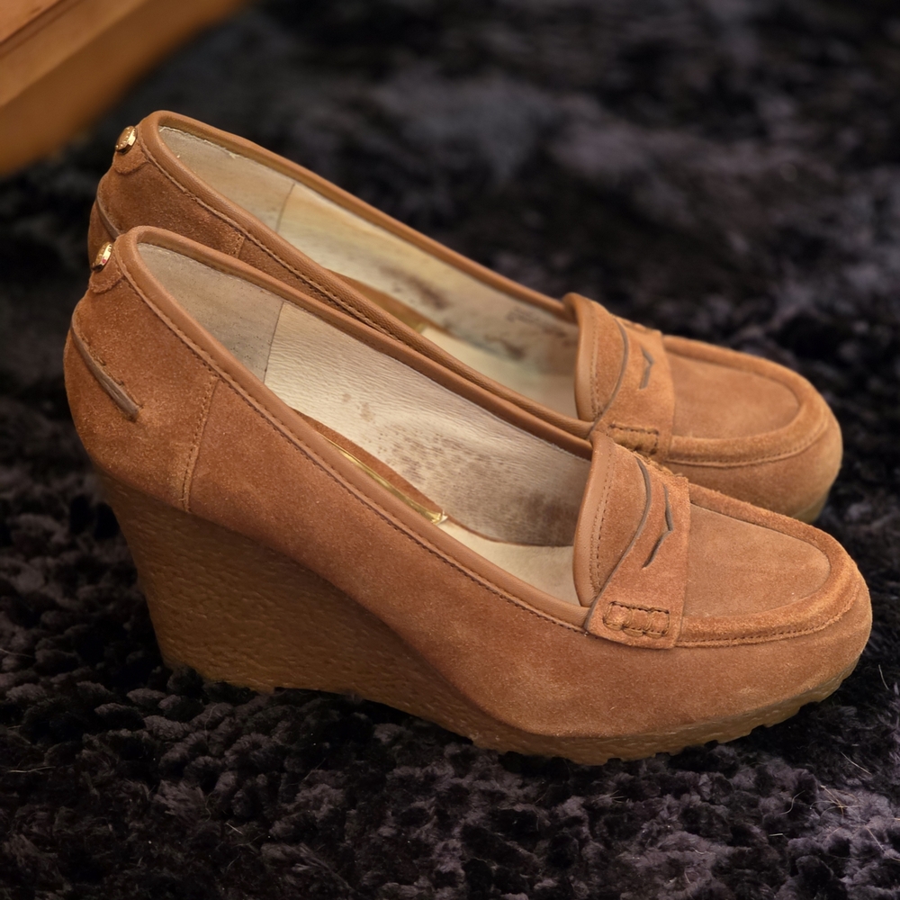 Women's Tan Wedge Loafers